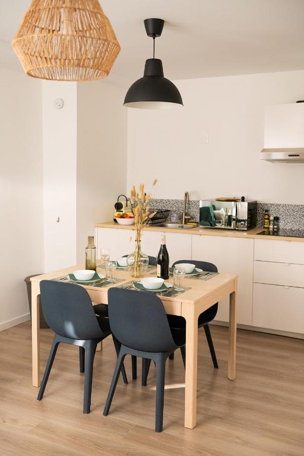 Stylish Duo : T2 Lumineux Au Coeur De Pau Apartment ภายนอก รูปภาพ